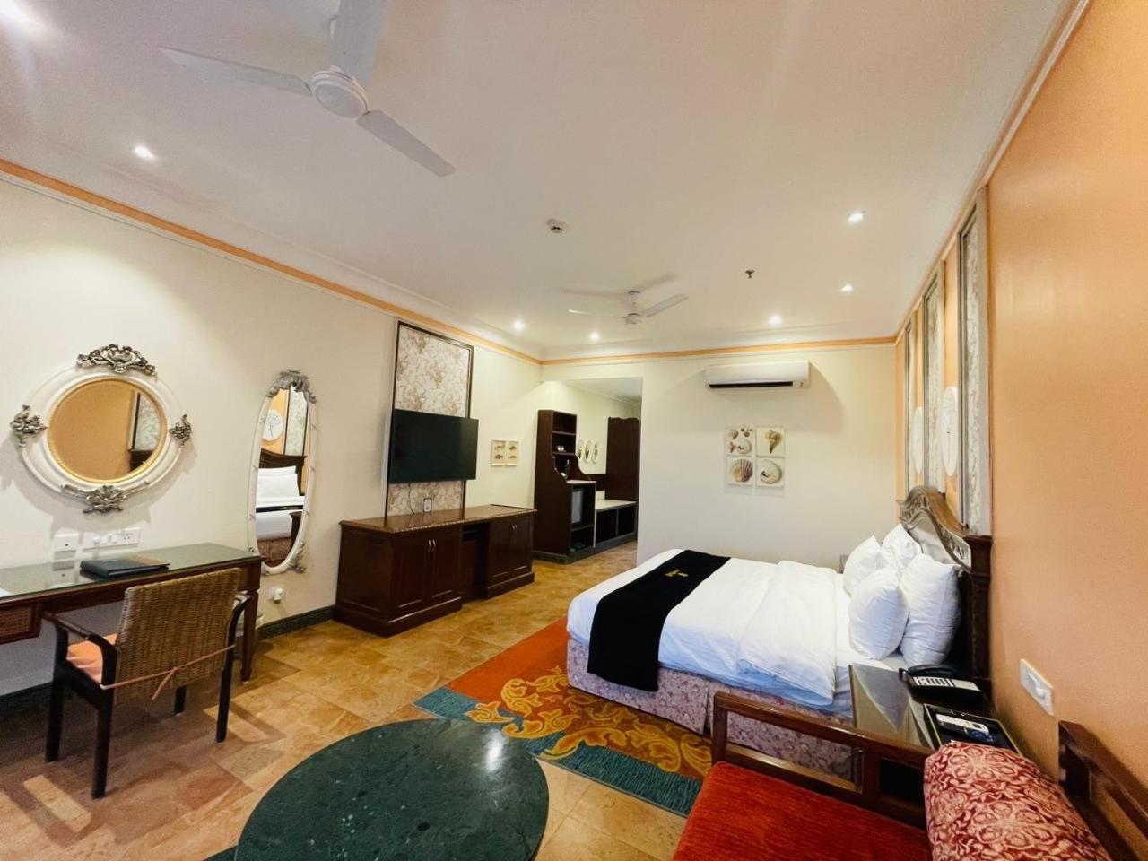 Mayfair Palm Beach Resort Gopālpur Exterior foto